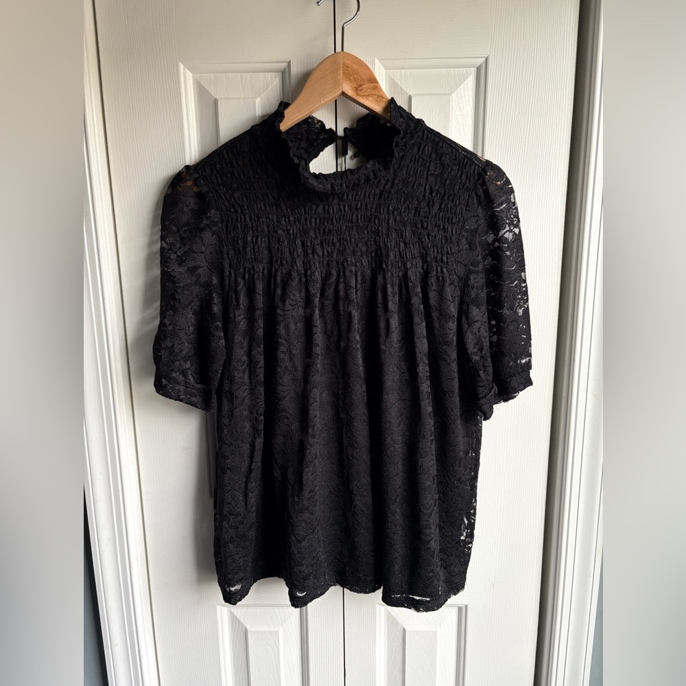 Cable & Gauge Womens Black Lace Mock Neck Short Sleeve Blouse Medium NWT